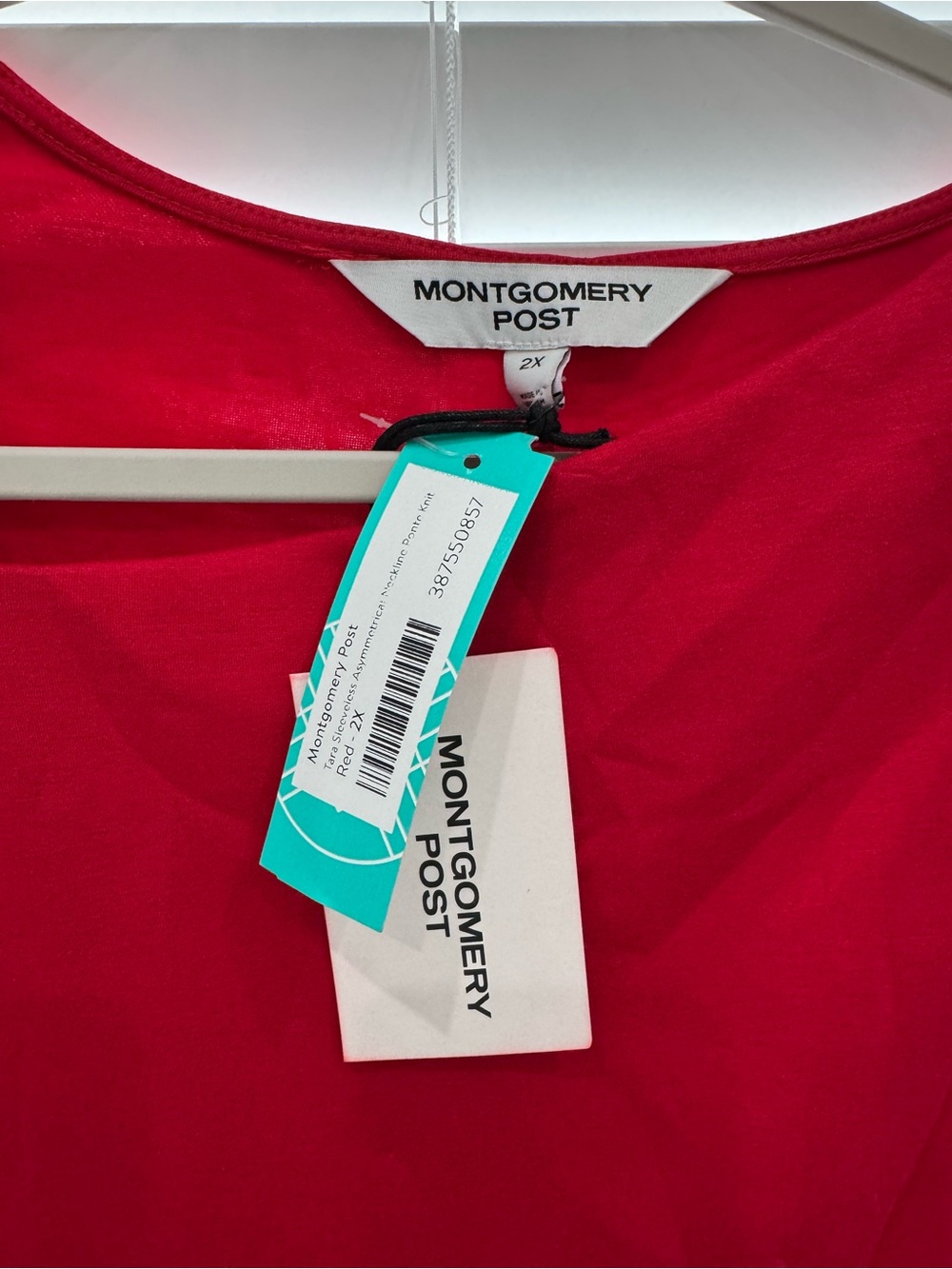 Women's Red Scoop Neck Top